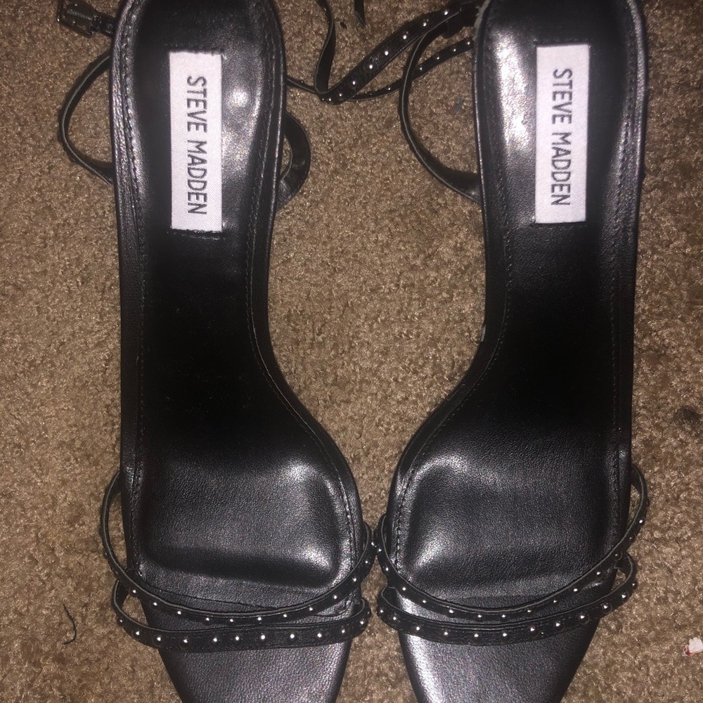 Steve maddens sandals cute for summer nights♥️ - Picture 4 of 5